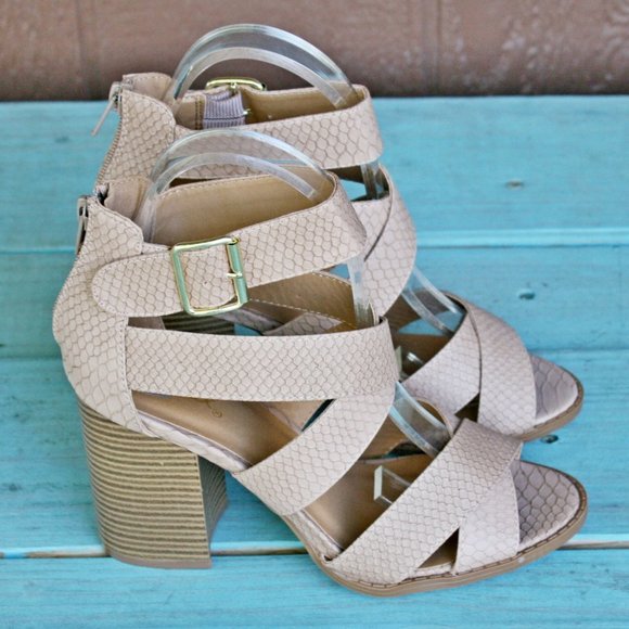 Qupid Heeled Sandals Tan Brown Strappy Snake Print - Picture 3 of 8